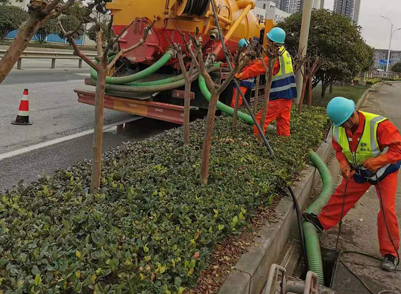 山南市政管道清淤